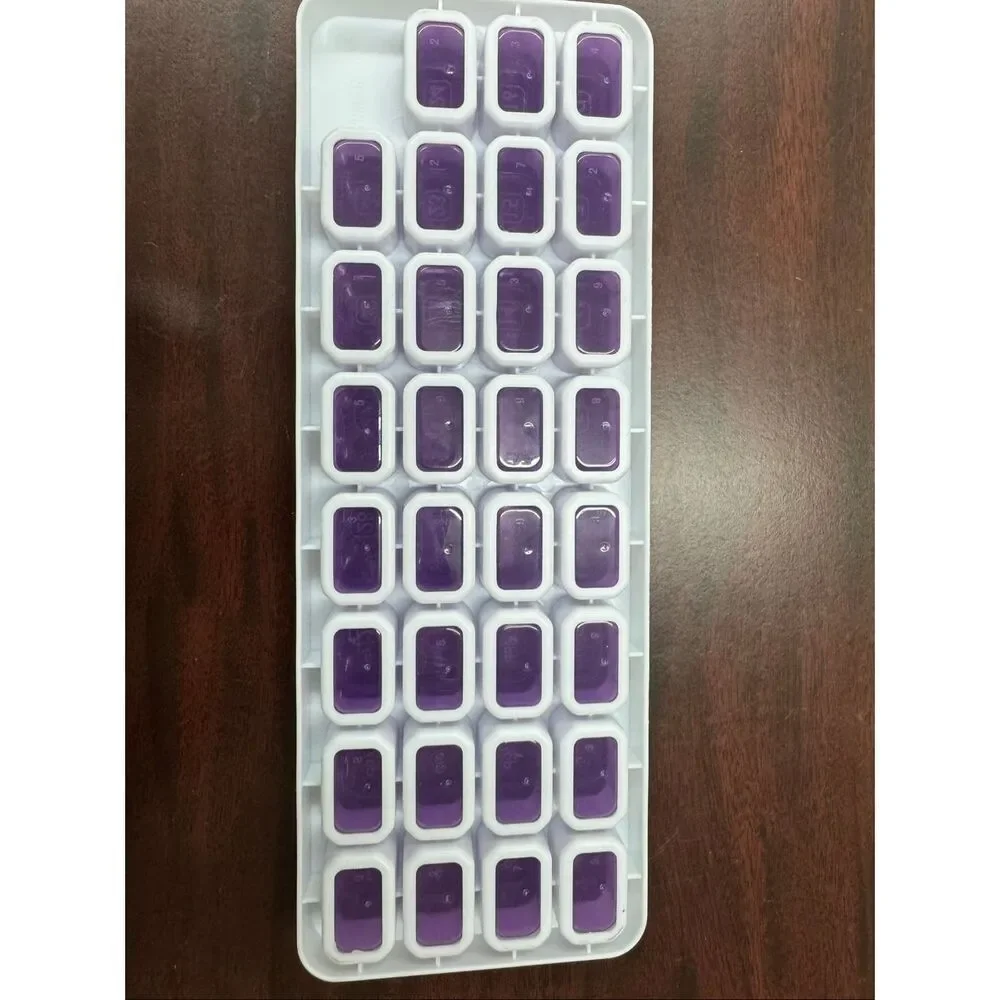 31 Days Daily Pill Container - Picture 2 of 4